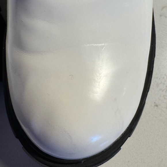 Madden Girl White Chunky Heel Mary Jane Shoes - Adjustable Strap Size 7.5 M - Picture 10 of 15